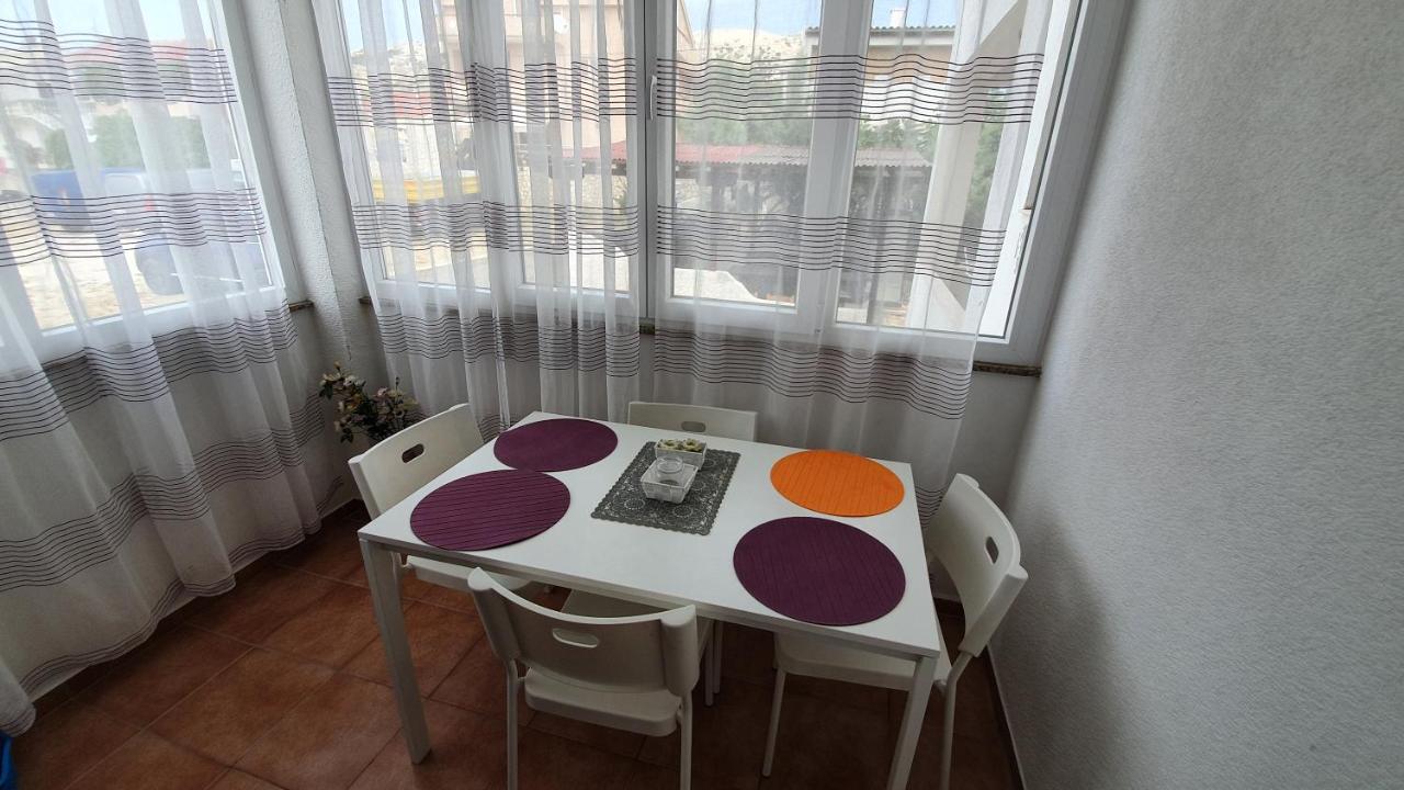 Batkoski Apartments Pag Town Zewnętrze zdjęcie