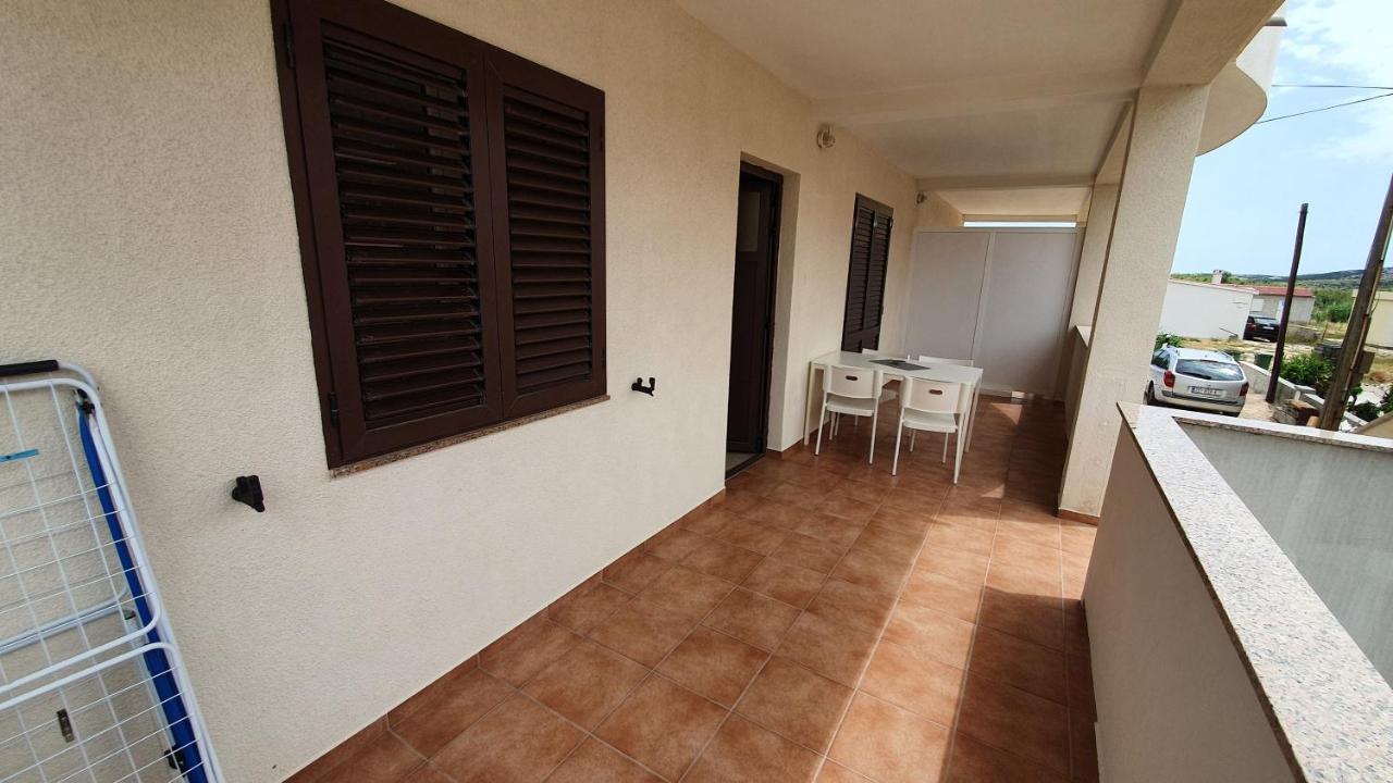 Batkoski Apartments Pag Town Zewnętrze zdjęcie