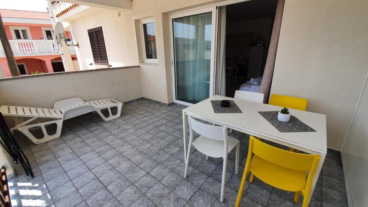 Batkoski Apartments Pag Town Zewnętrze zdjęcie