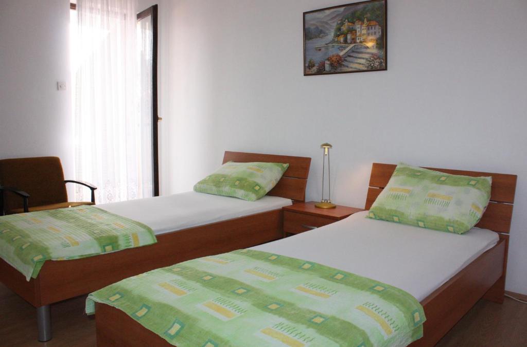 Batkoski Apartments Pag Town Zewnętrze zdjęcie