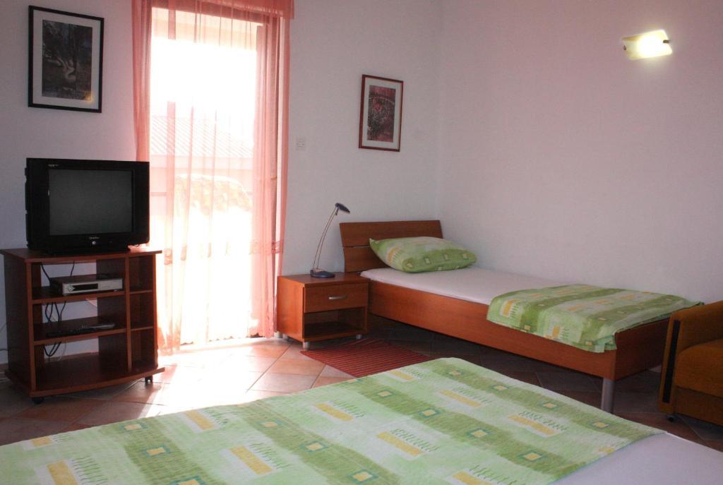 Batkoski Apartments Pag Town Zewnętrze zdjęcie