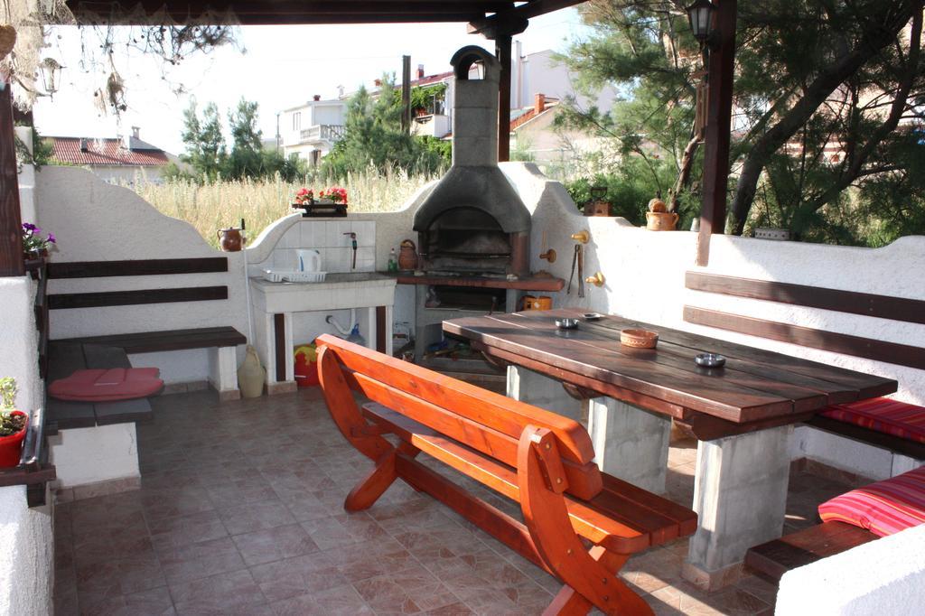 Batkoski Apartments Pag Town Zewnętrze zdjęcie